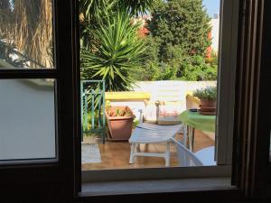 A garden outside Casa Vacanza GICO'