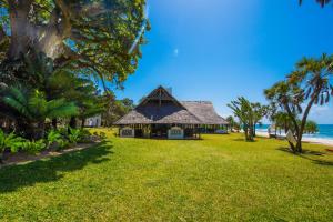 Gallery image of Amani Beach Resort in Kutani