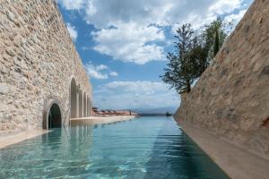 Bassein majutusasutuses Euphoria Retreat - A Holistic Wellbeing Destination Spa või selle lähedal