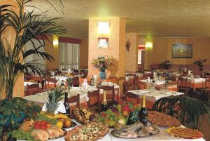 En restaurant eller et spisested på Hotel Sole