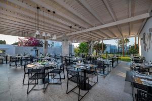 Diamond Boutique Hotel餐厅或其他用餐的地方