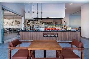 Diamond Boutique Hotel的厨房或小厨房