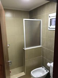 Ένα μπάνιο στο Loma Soleada Apart Hotel