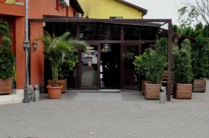 Majutusasutuse Hotel Andrei fassaad või sissepääs
