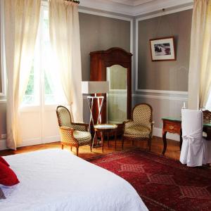 A seating area at Chateau du Gerfaut