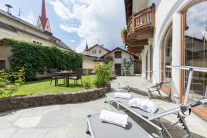 Giardino di Hotel Weisses Lamm