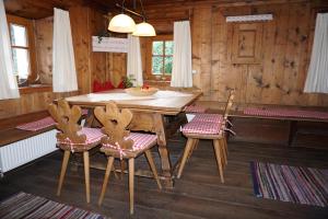 A seating area at Klösterle 2018