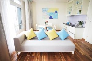 Кухня або міні-кухня у Palmier Hotel - Art House Da Nang
