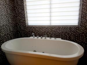 Bagno di Pal Heights Mantra