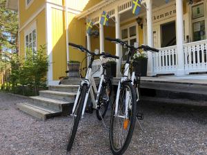 Jízda na kole v ubytování Hedenstugan B&B Hotel nebo okolí