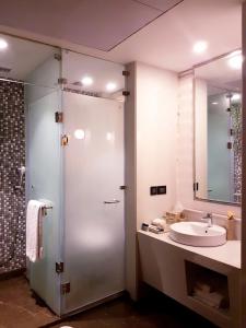 Bagno di Pal Heights Mantra
