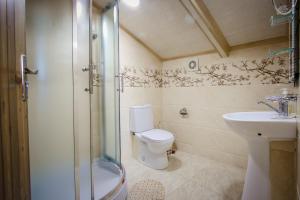 Ένα μπάνιο στο Guest House Eka & Gio