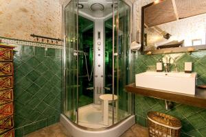 Vonios kambarys apgyvendinimo įstaigoje Charming Andalusian House