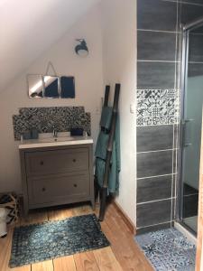 Koupelna v ubytování B&B - Entre terre et mer + 36 fotografií