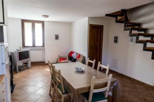 Foto dalla galleria di La casetta al lago a Scanno