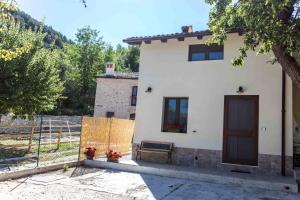 Foto dalla galleria di La casetta al lago a Scanno Altre 5 foto