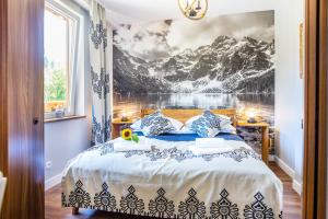 Posteľ alebo postele v izbe v ubytovaní Pałac Tatrzański Apartamenty