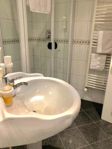 Koupelna v ubytování Hotel Residenz Rennhack