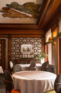 Posezení v ubytování Hôtel EUROPE + 23 fotografií