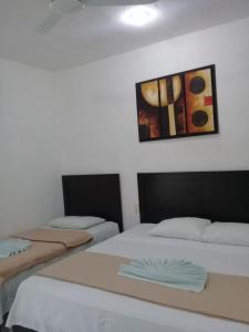 Postel nebo postele na pokoji v ubytování Hotel 41 Valladolid + 37 fotografií
