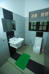 Ванная комната в Kandyan Fo Rest