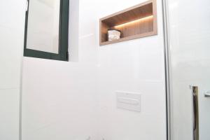 Et badeværelse på Five Windows to La Latina by Batuecas