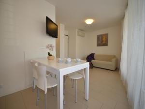 TV a/nebo společenská místnost v ubytování Torre Jumeira + 7 fotografií