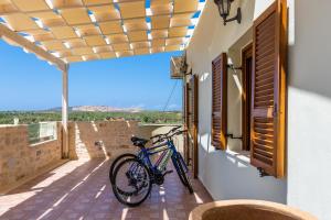 Jazda na bicykli v okolí ubytovania Kampos Villa III, Nature Living with Heated Pool, pure elegance, By ThinkVilla