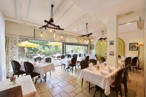 Restaurace v ubytování Hotel Hirschen in Freiburg-Lehen