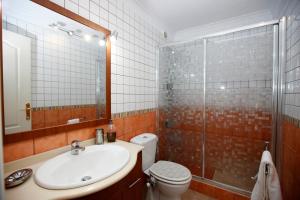 Kúpeľňa v ubytovaní Tabaiba Sea Views Apartment II