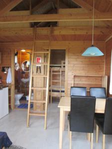 Posezení v ubytování Sjónarholl Cottage