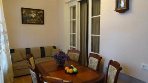 Gallery image of Apartment vake-saburtalo in Tbilisi City