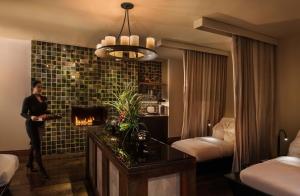 Spa and/or other wellness facilities at The Peninsula Chicago