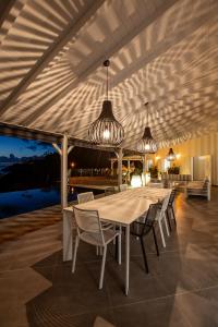 Fotografie z fotogalerie ubytování Sunset Bay - Luxueuse villa et sa magnifique vue les Ilets Pigeon v destinaci Bouillante