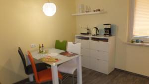 Kuchyň nebo kuchyňský kout v ubytování Ferienwohnung "Schonzeit"