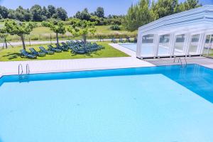 Der Swimmingpool an oder in der Nähe von Vilar Rural de Cardona