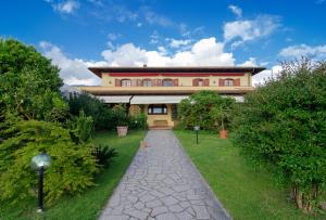 Vonkajšia záhrada v ubytovaní La Casa Gialla A MONTIGNOSO
