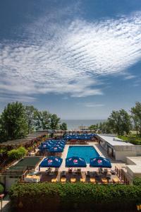 Gallery image of Hotel Central in Mamaia