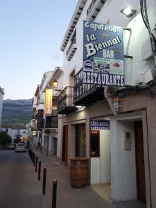 Budova, kde se aparthotel nachází