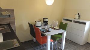 Kuchyň nebo kuchyňský kout v ubytování Ferienwohnung "Schonzeit"