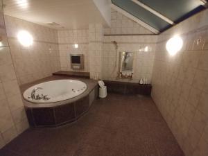 Vannituba majutusasutuses Hotel Allure (Adult Only)