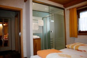 Posteľ alebo postele v izbe v ubytovaní Appartement Schaubensteiner