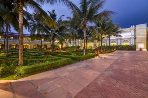 Imagine din galeria proprietății The LaLiT Golf & Spa Resort Goa din 