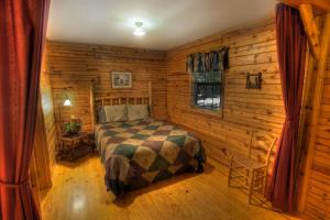Кровать или кровати в номере Silver Ridge Resort
