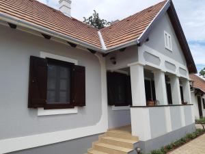 The building in which Az apartmant is located