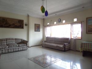 Posezení v ubytování Armi Hotel Malang