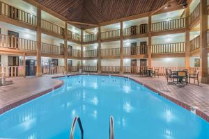 Gallery image of Super 8 by Wyndham Spearfish in Spearfish