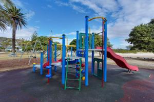 Kawasan permainan kanak-kanak di Crescent Head Holiday Park
