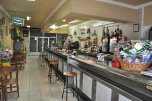 Hol lub bar w obiekcie Hotel Muñoz