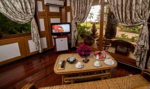 Drikke på KMA Bagan Hotel